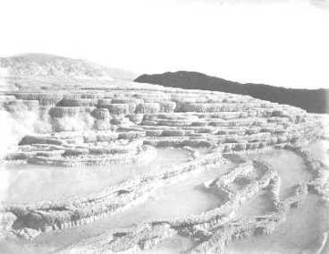 The White Terrace (Te Tarata = "the tattoed rock") was the larger and prettier of the two terraces, measuring 15 stories high and 2 football fields wide at the bottom.